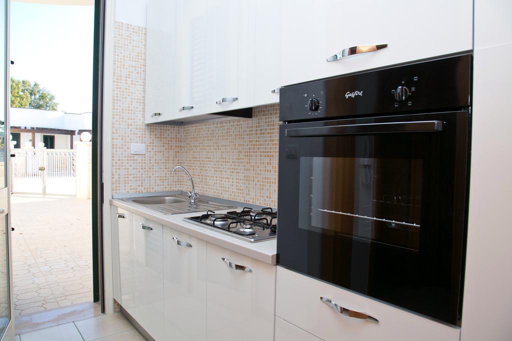 Complesso Gardencasa Villa Torre Suda Exteriör bild